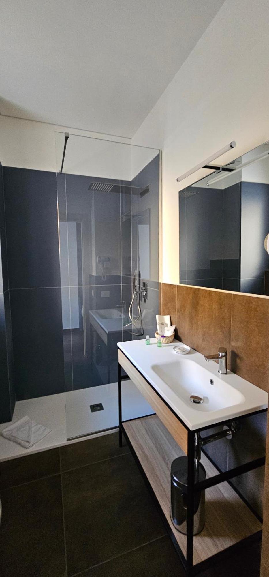 Re Lazzarone Suite Napoli Ngoại thất bức ảnh