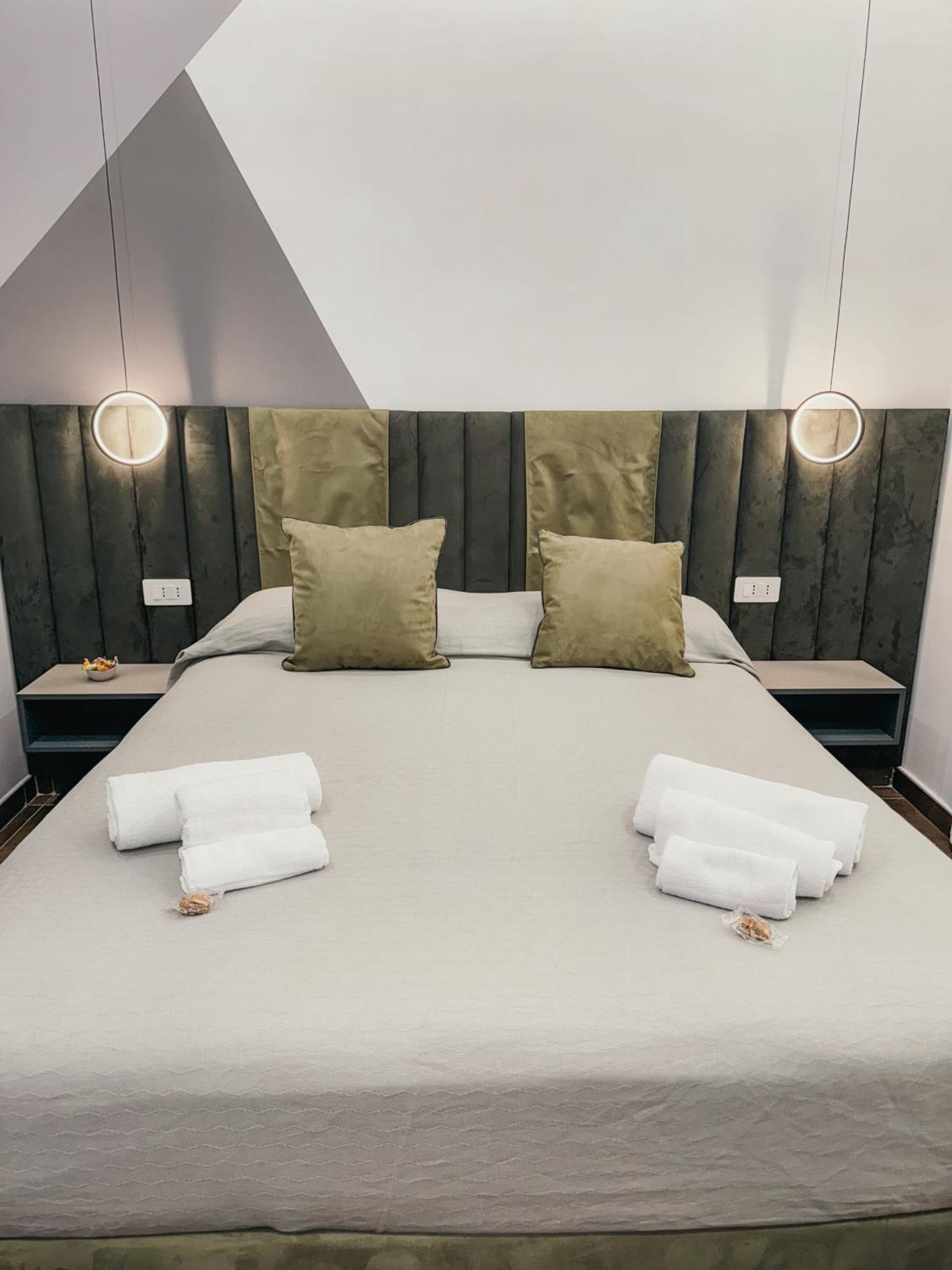 Re Lazzarone Suite Napoli Ngoại thất bức ảnh